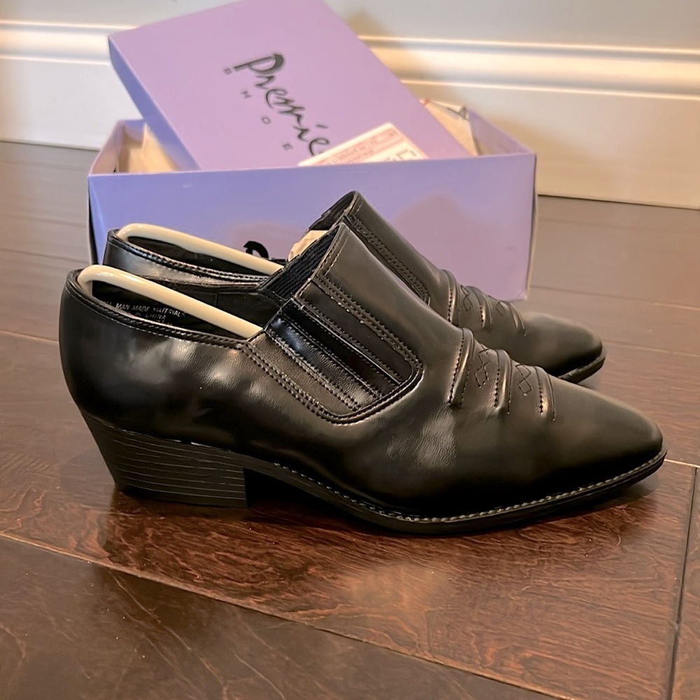 Premiere black cowboy shoe NIB 7.5